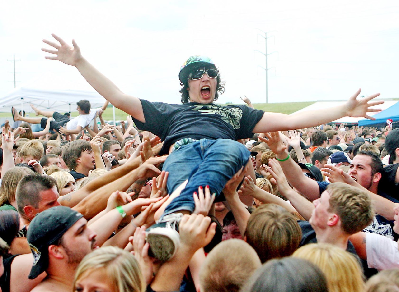 Amphitheatre crowd